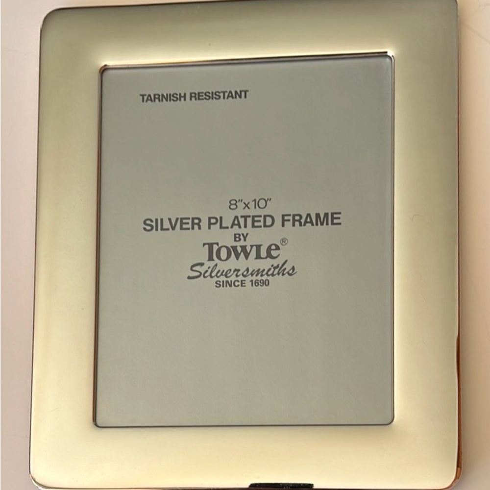Towle Silver Plated Picture Frame 8”x10”